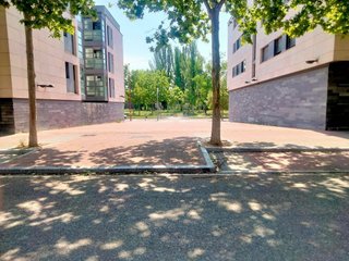 Garaje en venta en Girón - Villa del Prado en Valladolid