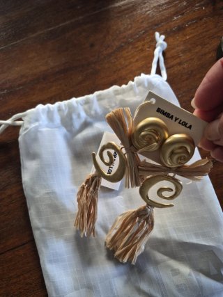 Pendientes BIMBA Y LOLA dorados con flecos