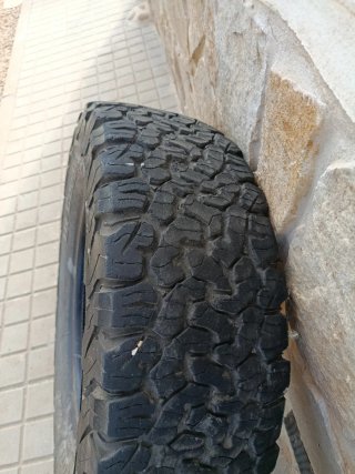 Ruedas BFGoodrich All-Terrain T/A-17 pulgadas.