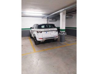 Garaje en venta en Coll Favà - Can Magí en Sant Cugat del Vallès