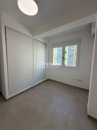 Piso en alquiler en Parque Ayala - Jardín de la Abadía - Huelín en Málaga