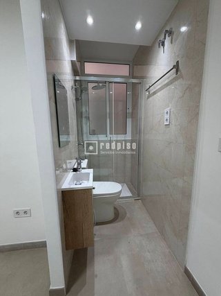 Piso en alquiler en Parque Ayala - Jardín de la Abadía - Huelín en Málaga
