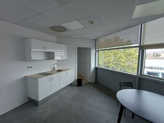 Oficina en alquiler en San Roc - El Remei en Badalona