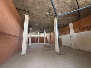 Local comercial en alquiler en Cappont en Lleida
