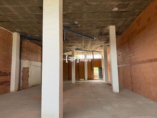 Local comercial en alquiler en Cappont en Lleida