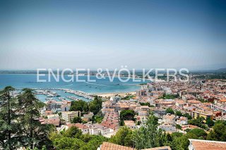 Piso en venta en Port Esportiu - Puig Rom - Canyelles en Roses