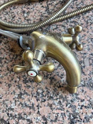 Grifería vintage bañera y bidé