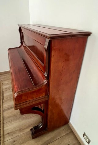 Piano de pared Silberman