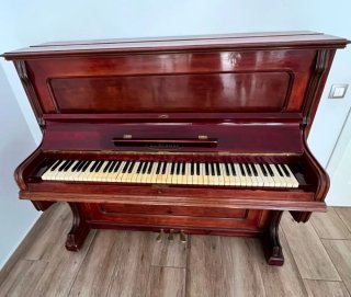 Piano de pared Silberman