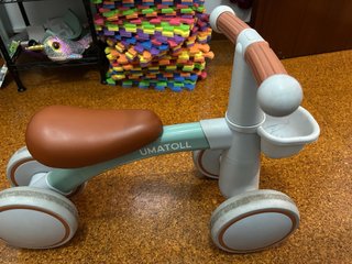 Triciclo Umatoll para bebés