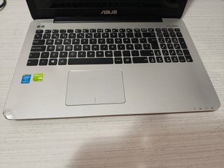 Portátil Asus K555L i7 12GB RAM 500GB SSD