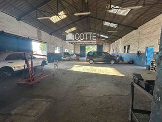 Nave industrial en venta en Montellano