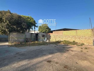 Nave industrial en venta en Montellano