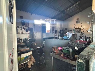 Nave industrial en venta en Montellano
