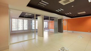 Oficina en alquiler en La Maternitat i Sant Ramon en Barcelona