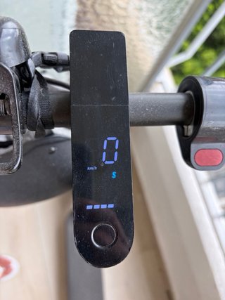 Xiaomi Mi Electric Scooter Pro 2