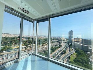 Oficina en alquiler en La Barceloneta en Barcelona