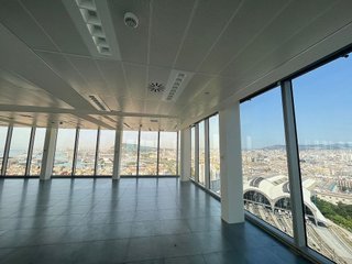 Oficina en alquiler en La Barceloneta en Barcelona