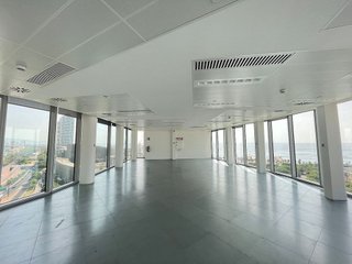 Oficina en alquiler en La Barceloneta en Barcelona