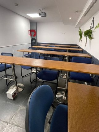 Oficina en alquiler en La Dreta de l'Eixample en Barcelona