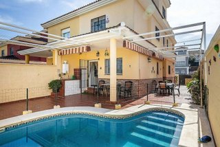 Casa pareada en venta en Cavaleri en Mairena del Aljarafe