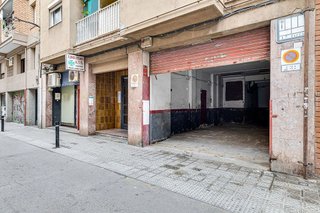 Local comercial en venta en La Prosperitat en Barcelona