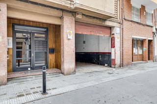 Local comercial en venta en La Prosperitat en Barcelona
