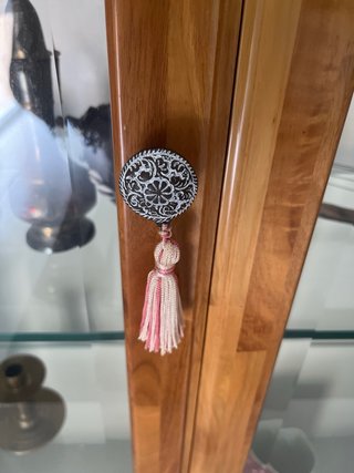 Vitrina de madera y cristal