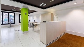 Oficina en alquiler en La Maternitat i Sant Ramon en Barcelona