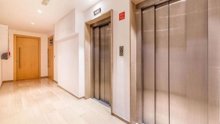 Oficina en alquiler en La Maternitat i Sant Ramon en Barcelona