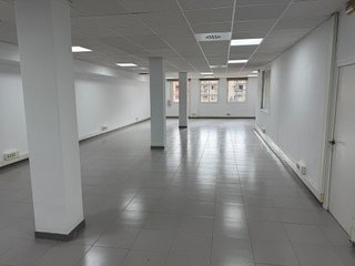 Oficina en alquiler en La Nova Esquerra de l'Eixample en Barcelona
