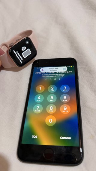 Lote iPhone 8 y Apple Watch SE