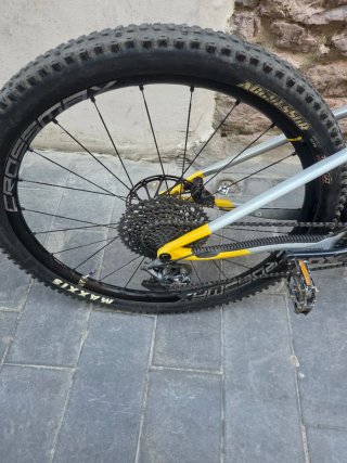 Mondraker RAZE CARBON RR MTB