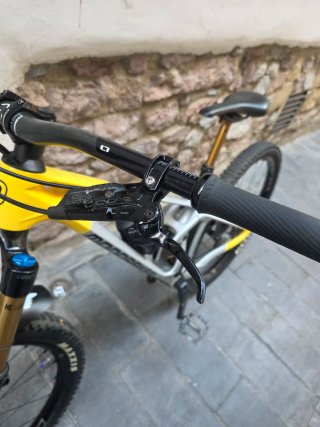 Mondraker RAZE CARBON RR MTB