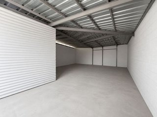 Nave industrial en venta en Les Torres - Ca n'Alzamora en Rubí