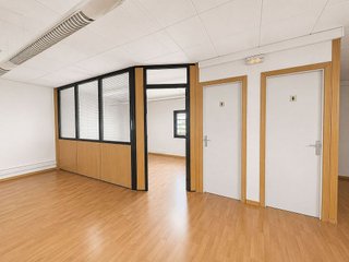 Nave industrial en venta en Les Torres - Ca n'Alzamora en Rubí