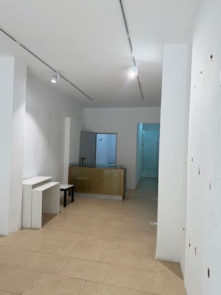 Local comercial en alquiler en Sants-Badal en Barcelona