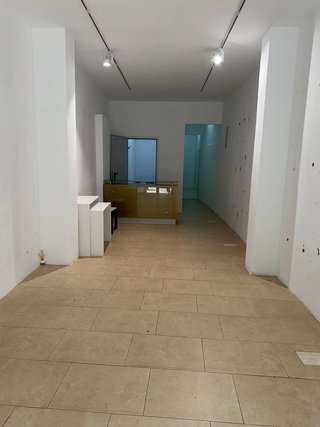 Local comercial en alquiler en Sants-Badal en Barcelona