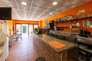 Local comercial en venta en El Bajondillo en Torremolinos