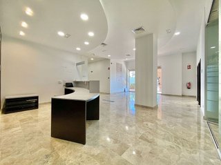 Local comercial en alquiler en Almuñecar en Almuñécar