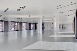 Oficina en alquiler en Les Corts en Barcelona