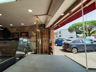 Local comercial en venta en Palau-solità i Plegamans