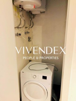 Local comercial en venta en El Parc i la Llacuna del Poblenou en Barcelona