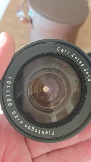 Carl Zeiss Flektogon 20mm f4