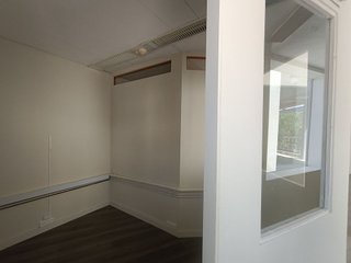 Oficina en venta en El Raval en Barcelona