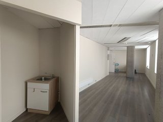 Oficina en venta en El Raval en Barcelona