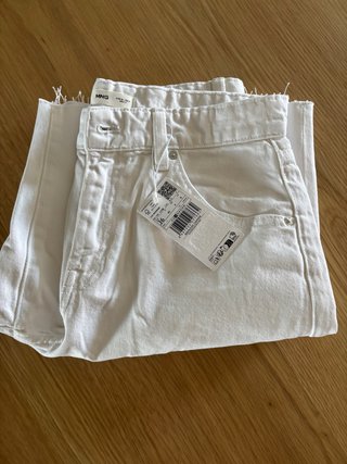 Bermudas MNG Blancas Talla 36 Nuevas