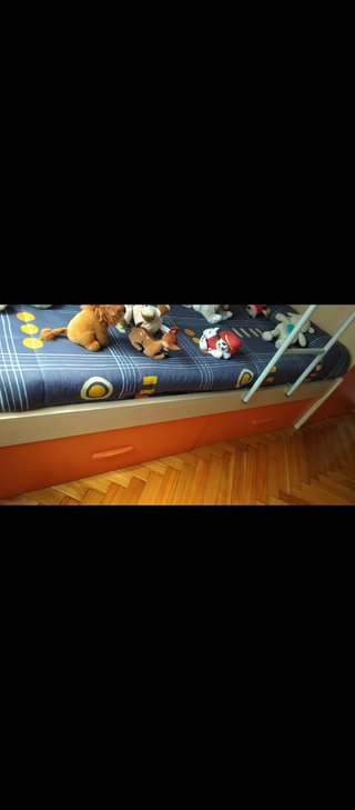 Cama tren con armario