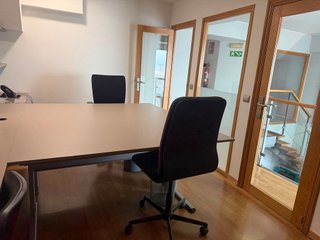 Oficina en alquiler en Castilla - Hermida en Santander