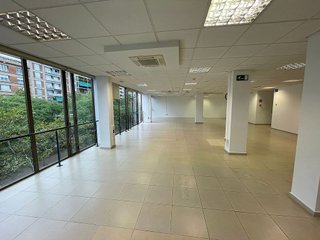 Oficina en alquiler en Sants en Barcelona
